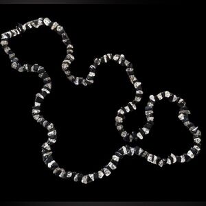 Beaded necklace, Vintage Clear and Black Glass